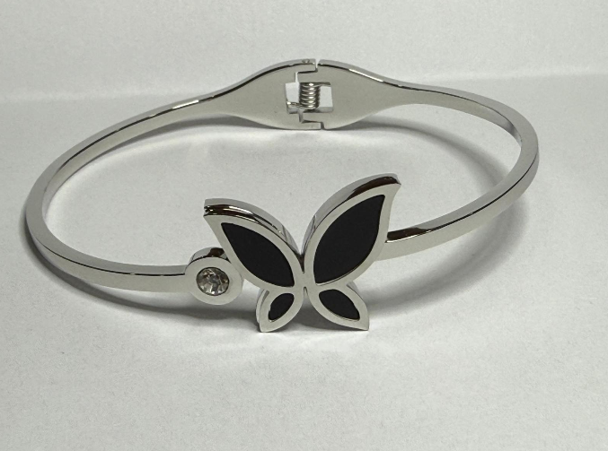 Bracelet with butterfly details