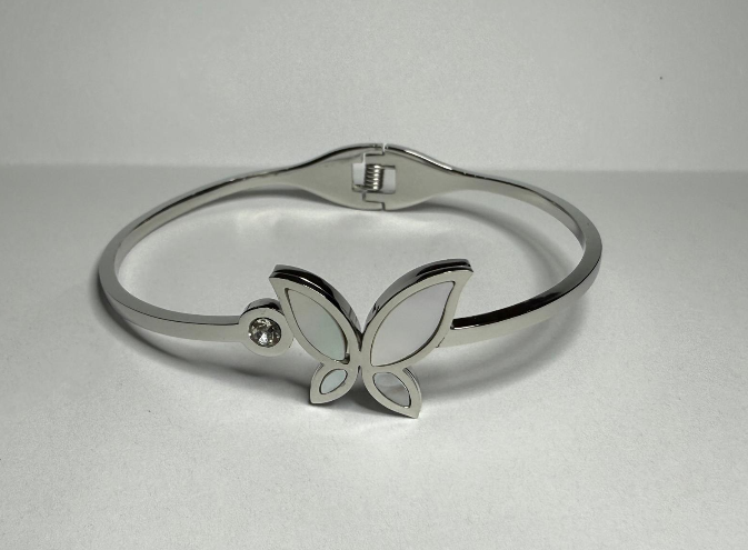 Bracelet with butterfly details